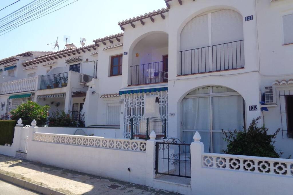 Lago Jardin : Bright Spacious One Bedroom Flat Torrevieja Luaran gambar