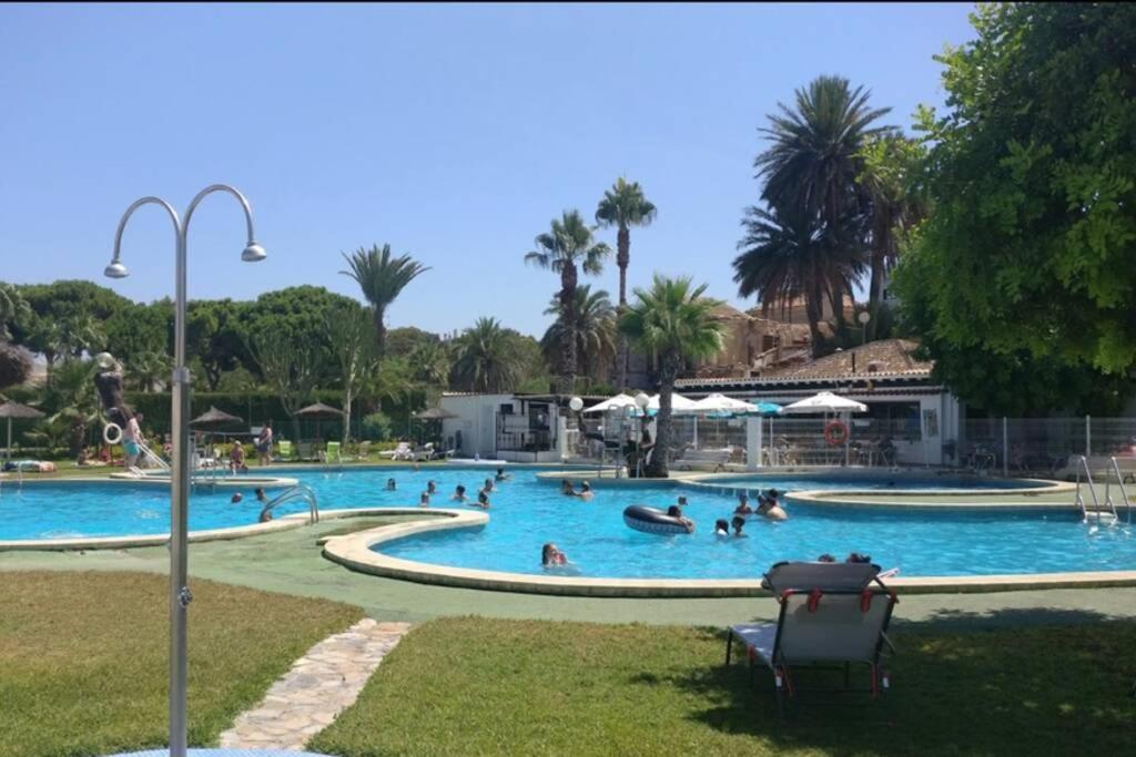 Lago Jardin : Bright Spacious One Bedroom Flat Torrevieja Luaran gambar